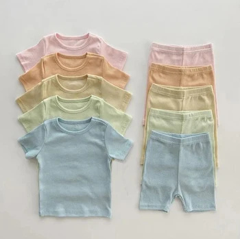 Летен комплект дрехи За новородени момчета и момичета, Оребрени екипировки Унисекс, Обикновена блузи с къс ръкав, Шорти, 2 бр.