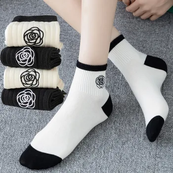 Японски чорапи с бродерия Ins Tide, камелия, роза, Сладки чорапи за жени, черни, бели чорапи в стил Харадзюку, прости ежедневни памучни чорапи със средна дължина