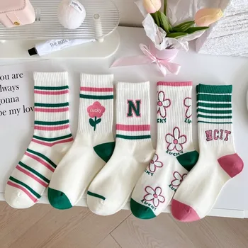 Модни Дамски чорапи в Розово-зелената лента с Цветен Печат Памучни чорапи в Корейски Стил, за японски момичета-Kawai